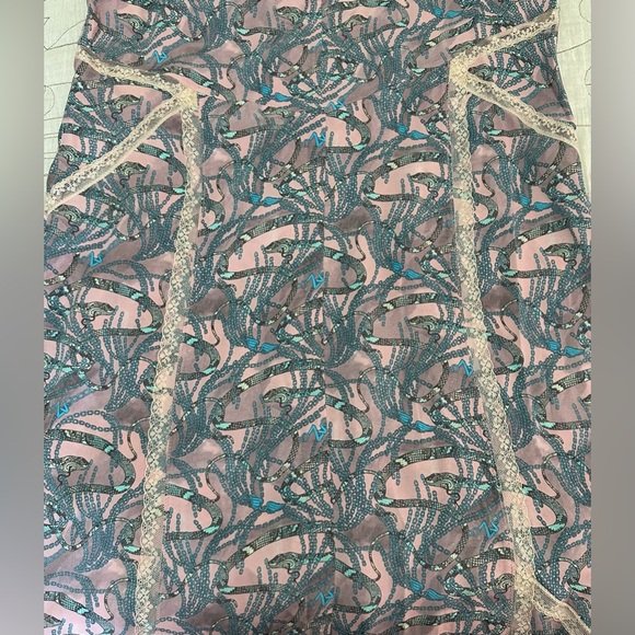 NWT ZADIG & VOLTAIRE Rielle Snake Chaines
Silk-blend Dress L Lace Pastels - Picture 12 of 14